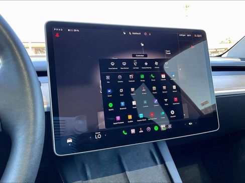 Used 2023 Tesla Model Y Long Range AWD/4WD image 14