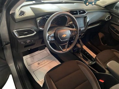 Used 2023 Chevrolet TrailBlazer LT w/ Convenience Package AWD/4WD image 12
