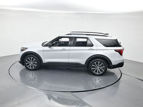 New 2026 Ford Explorer ST-Line RWD image 43