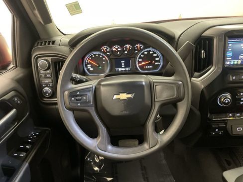Used 2020 Chevrolet Silverado 1500 Custom w/ Custom Value Package AWD/4WD image 5