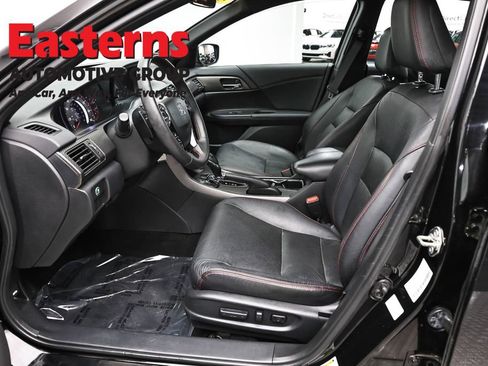 Used 2017 Honda Accord Sport Special Edition image 13