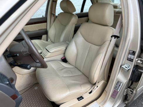 Used 1995 Mercedes-Benz S 500 Sedan image 8