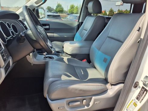 Used 2014 Toyota Sequoia Limited image 16