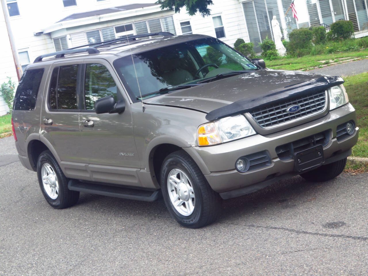 Used 2002 Ford Explorer XLT AWD/4WD image 25