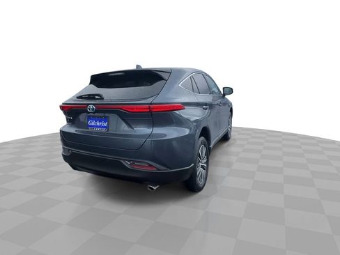 Used 2024 Toyota Venza LE image 7