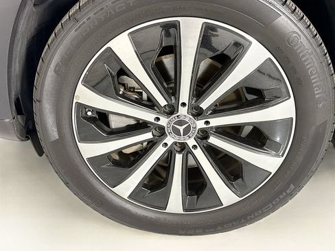 Certified 2022 Mercedes-Benz GLB 250 4MATIC image 31