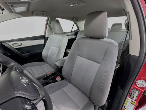 Used 2014 Toyota Corolla L image 19