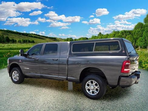 Used 2024 RAM 2500 Laramie AWD/4WD image 4