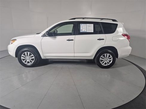 Used 2007 Toyota RAV4 2WD image 2