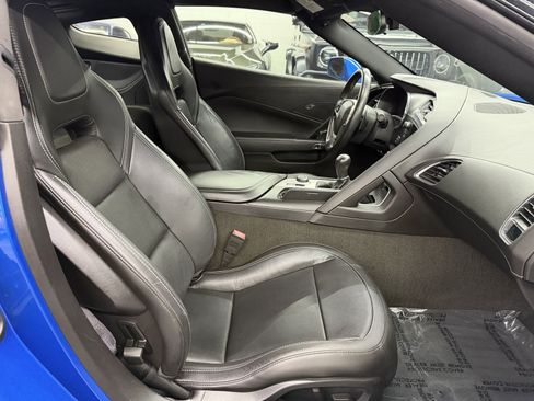 Used 2014 Chevrolet Corvette Stingray Coupe image 21