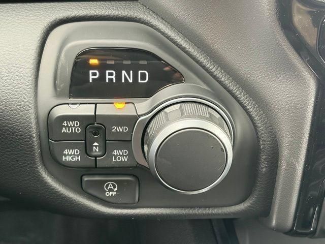 New 2026 RAM 1500 Big Horn AWD/4WD image 25