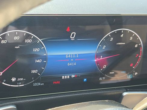 Certified 2025 Mercedes-Benz GLB 250 4MATIC image 27
