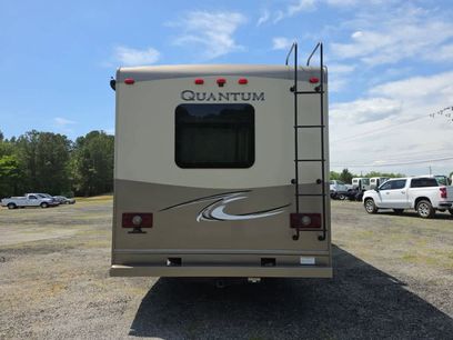 Used 2017 Ford E-450 and Econoline 450 Super Duty w/ Motorhome Prep Package
