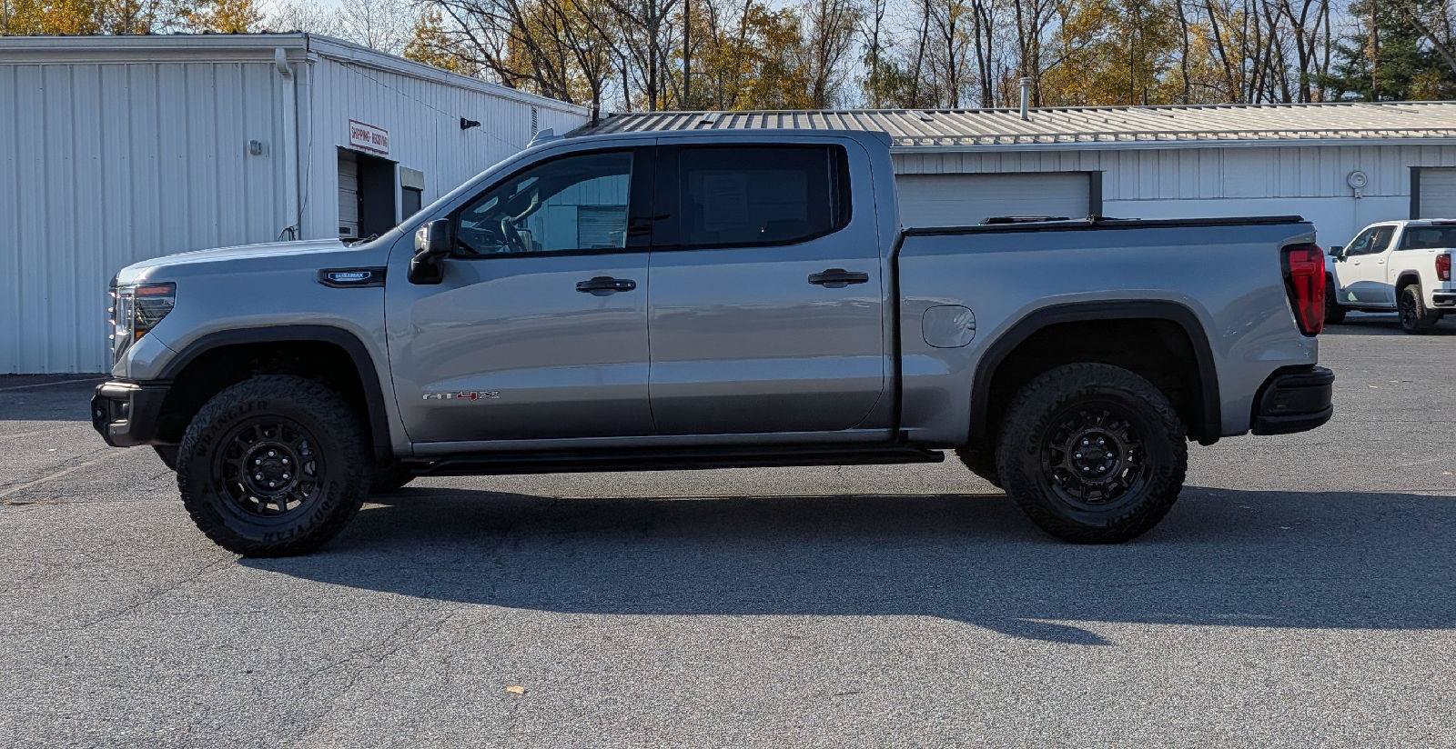 Used 2024 GMC Sierra 1500 AT4X w/ AT4X AEV Edition AWD/4WD image 6
