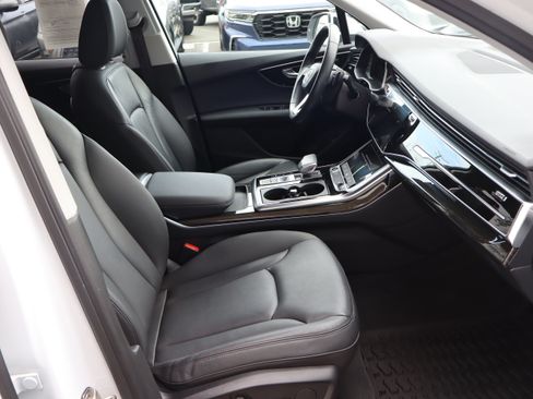 Used 2022 Audi Q7 3.0T Premium w/ Convenience Package AWD/4WD image 40