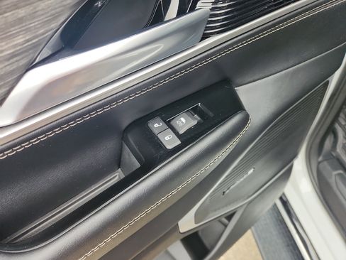 Used 2024 Jeep Wagoneer Series II image 46