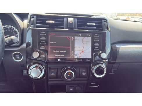 Used 2024 Toyota 4Runner TRD Off-Road Premium AWD/4WD image 15