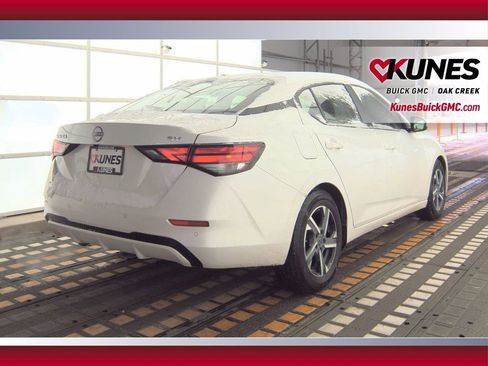 Used 2024 Nissan Sentra SV w/ Trunk Package image 23