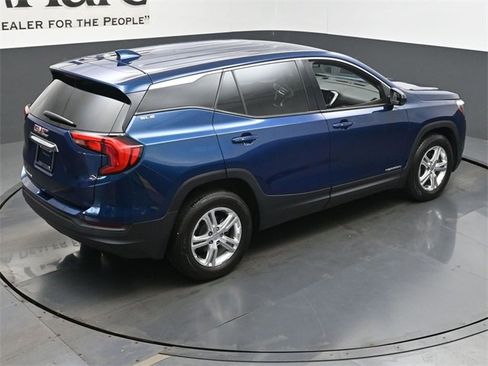 Used 2020 GMC Terrain SLE image 40