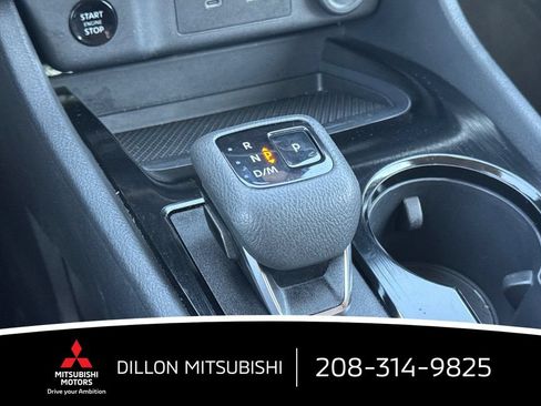 Used 2025 Nissan Rogue SV AWD/4WD image 24
