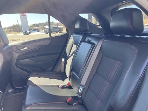 Used 2022 Chevrolet Equinox RS image 16
