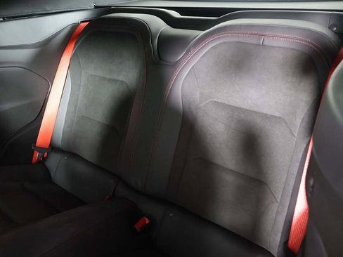 Used 2022 Chevrolet Camaro ZL1 image 28