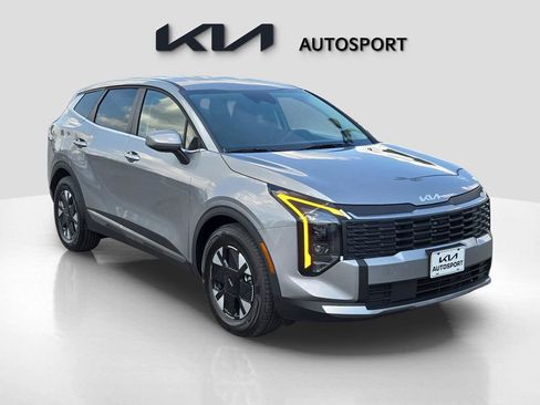 New 2026 Kia Sportage LX image 3