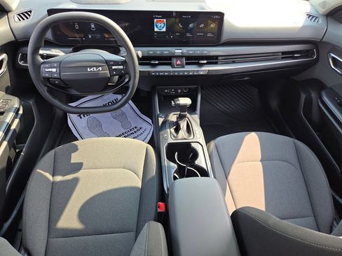 Used 2025 Kia K4 FWD image 7