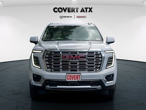 New 2026 GMC Yukon XL Denali w/ Denali Reserve Package AWD/4WD image 4
