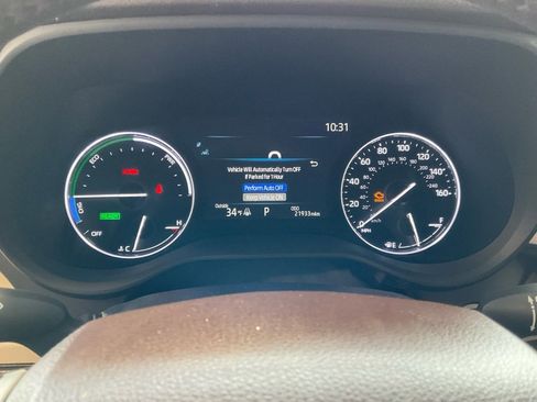 Certified 2022 Toyota Sienna Platinum w/ Protection Package (TMS) image 14