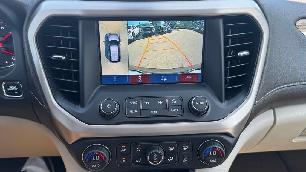 Used 2019 GMC Acadia Denali w/ Technology Package FWD image 25