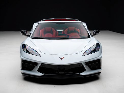 Used 2023 Chevrolet Corvette Stingray Premium Cpe w/ Z51 Performance Package RWD image 8