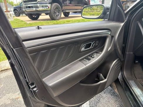Used 2013 Ford Taurus SHO AWD/4WD image 23