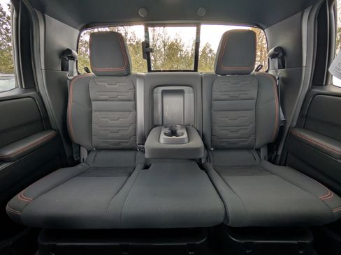 Used 2023 Nissan Frontier PRO-4X w/ Pro Convenience Package image 38