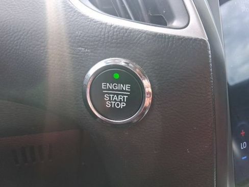 Used 2024 Ford Edge SEL AWD/4WD image 26