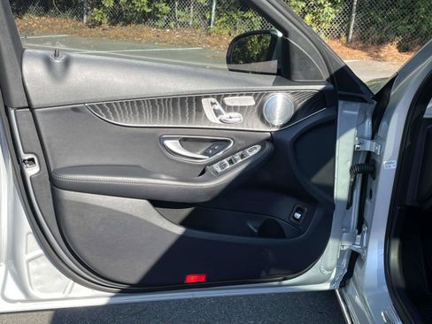 Used 2016 Mercedes-Benz C 300 4MATIC Sedan w/ Premium 2 Package image 18