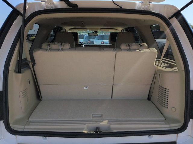 Used 2017 Ford Expedition Limited w/ Equipment Group 301A RWD image 13