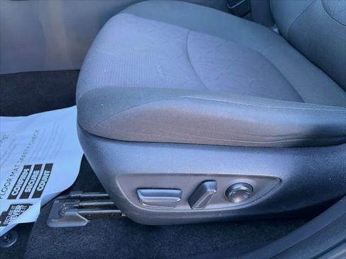 Used 2024 Toyota RAV4 XLE image 10