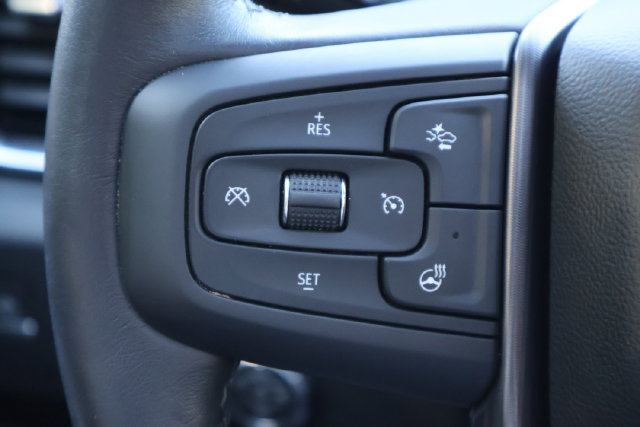 Used 2024 GMC Sierra 2500 Denali Ultimate AWD/4WD image 8