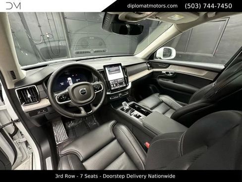 Used 2025 Volvo XC90 T8 Ultra w/ Protection Package Premier AWD/4WD image 16