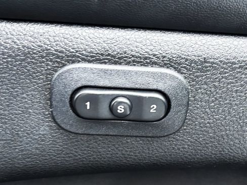 Used 2015 Jeep Grand Cherokee Limited image 17