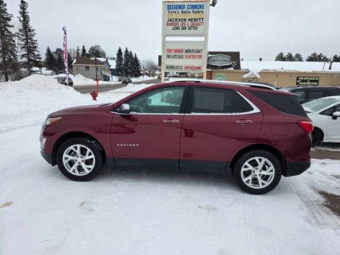 Used 2021 Chevrolet Equinox Premier image 1