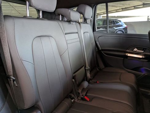 Certified 2025 Mercedes-Benz GLB 250 image 18