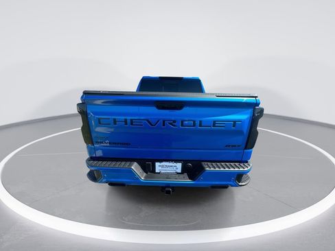 Used 2025 Chevrolet Silverado 1500 RST AWD/4WD image 7