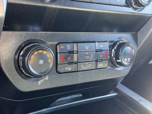 Used 2020 Ford F150 XLT w/ Equipment Group 302A Luxury AWD/4WD image 21