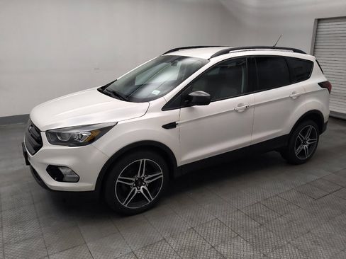 Used 2019 Ford Escape SEL FWD image 2