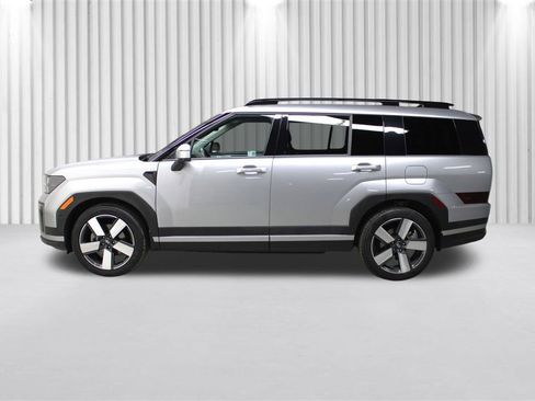 Used 2024 Hyundai Santa Fe Limited image 7