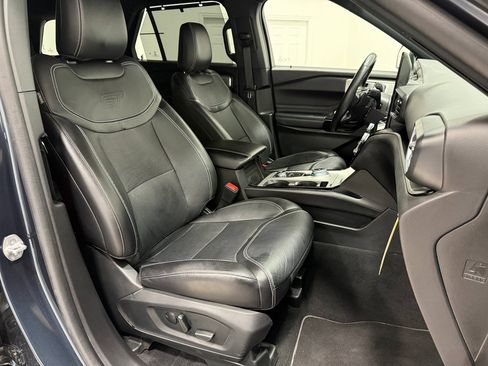 Used 2023 Ford Explorer ST w/ Equipment Group 401A image 27