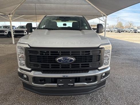 New 2026 Ford F250 XL w/ FX4 Off-Road Package image 2