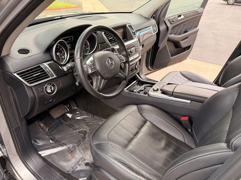 Used 2016 Mercedes-Benz GL 450 4MATIC image 17